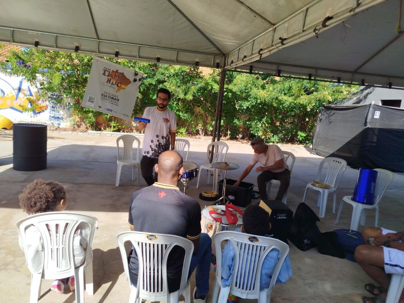 Oficinas de Instrumentos de Percussão