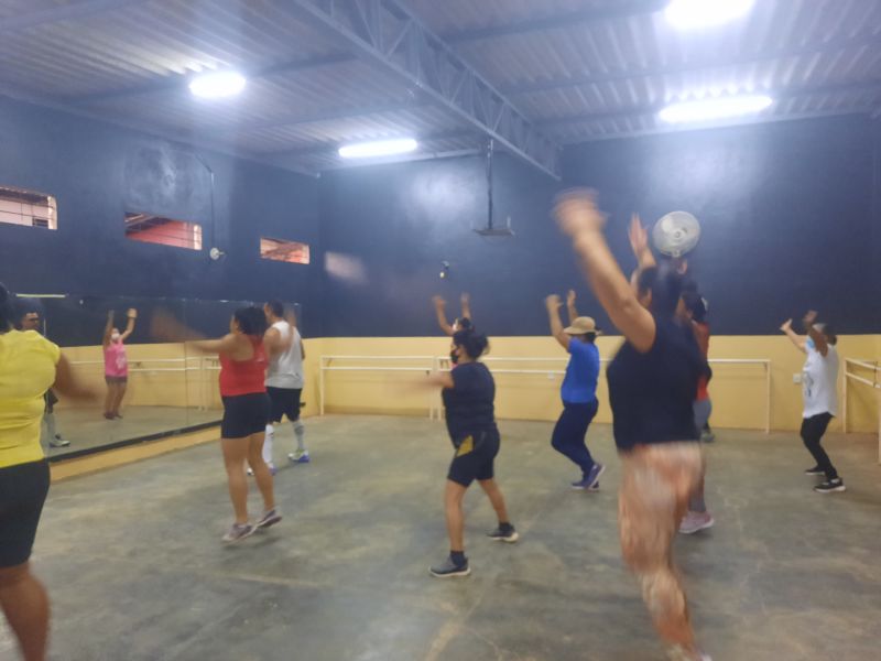 As aulas de Zumba no Fênix já estão de volta